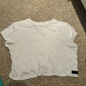 Alphalete v back crop top